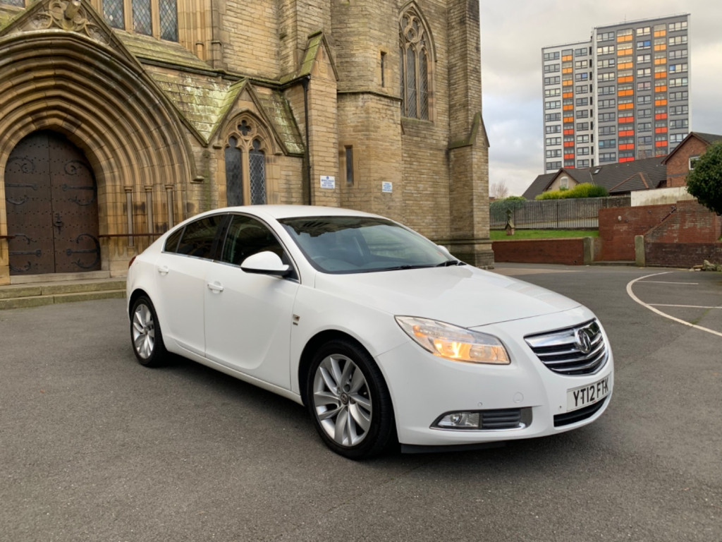 VAUXHALL INSIGNIA