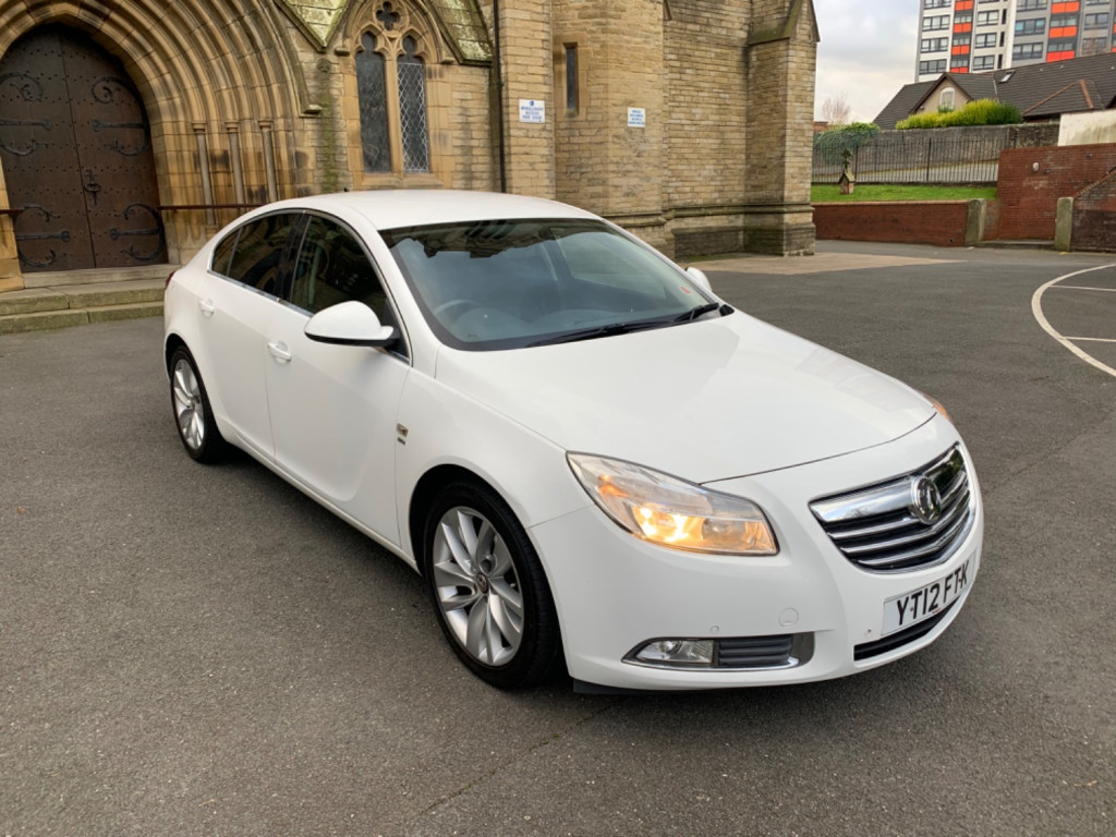 VAUXHALL INSIGNIA