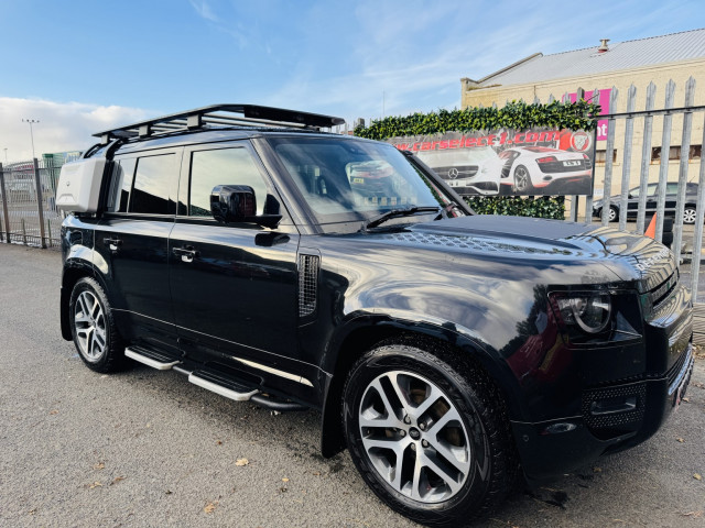 LAND ROVER DEFENDER 110