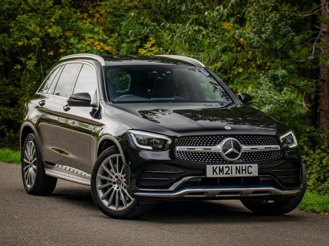 MERCEDES-BENZ