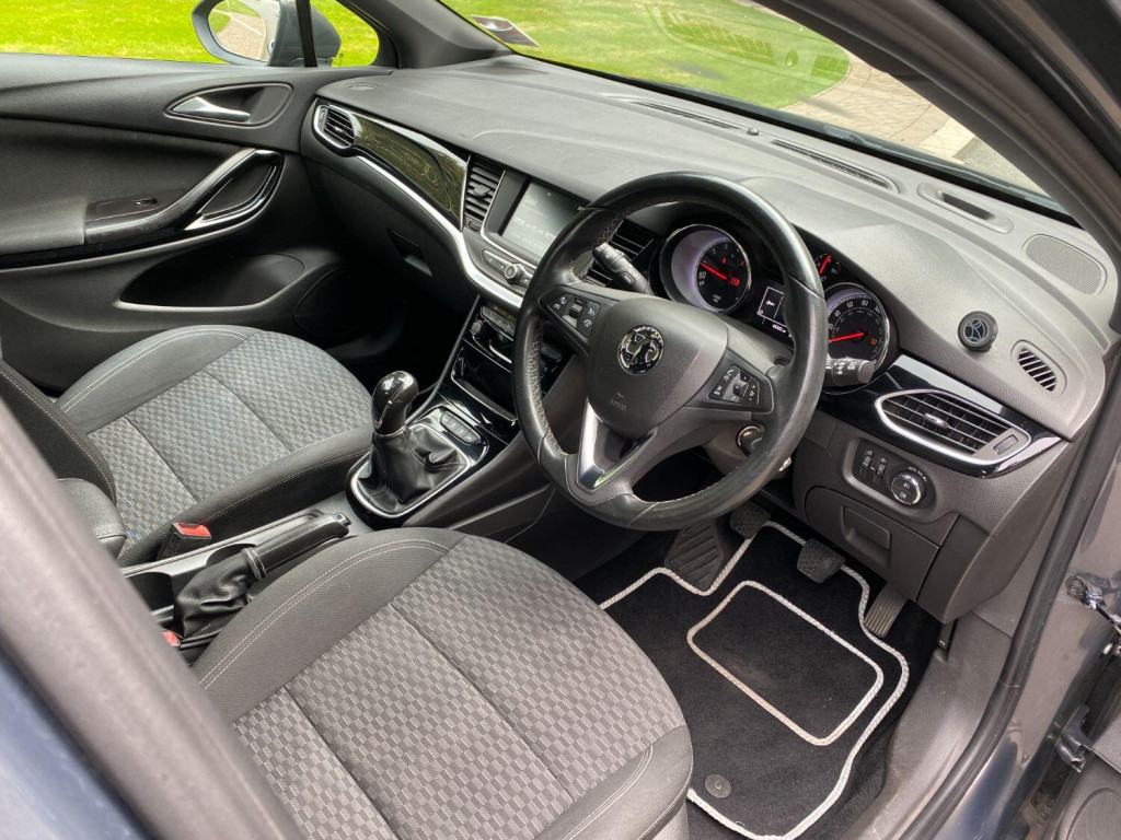 View VAUXHALL ASTRA 1.0 SRI DESIGN