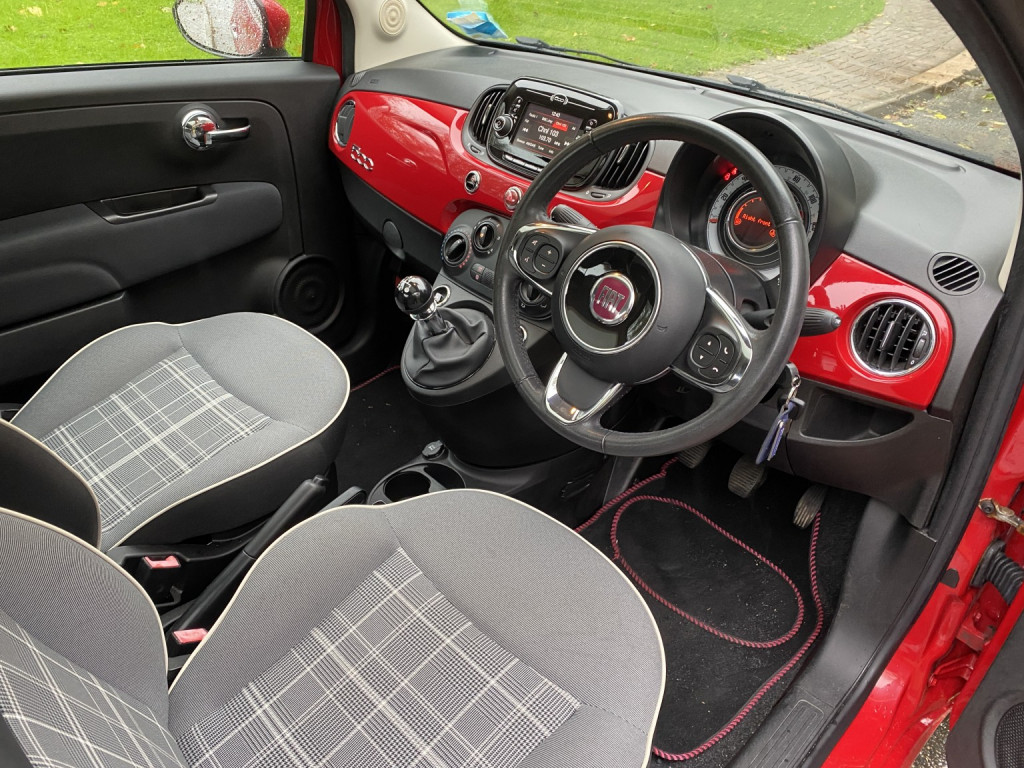 View FIAT 500 1.2 LOUNGE