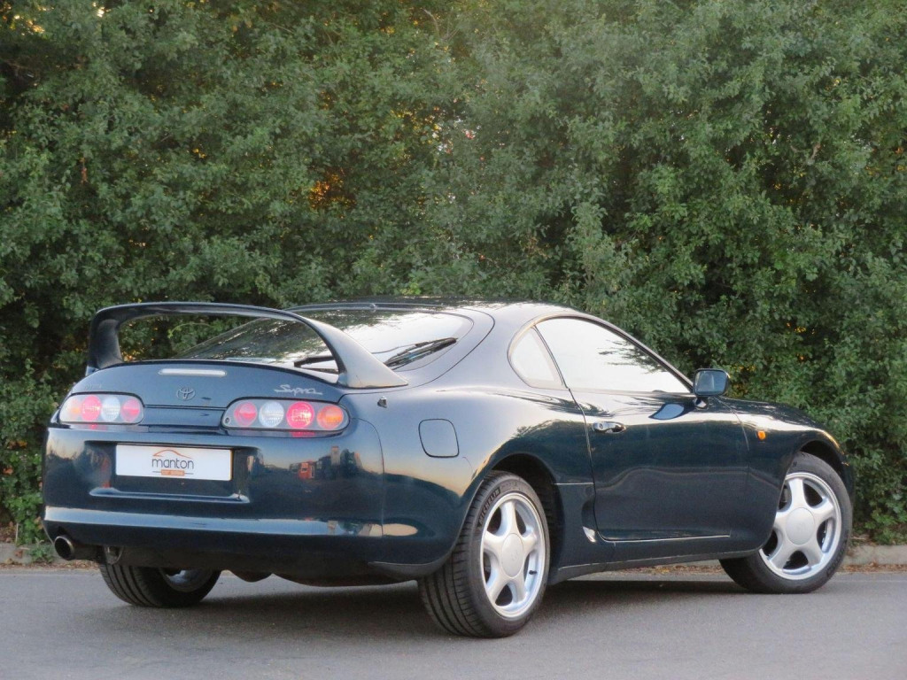 TOYOTA SUPRA