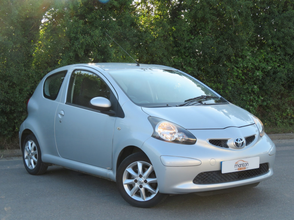 View TOYOTA AYGO Hatchback (2005 - 2012)