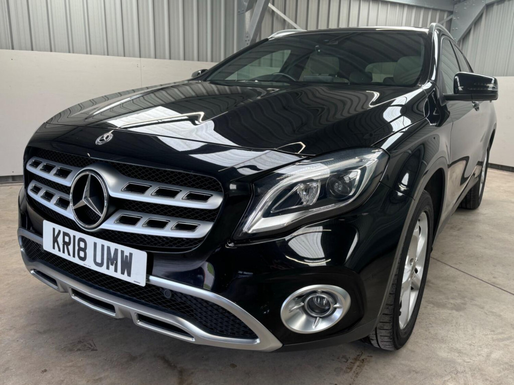 MERCEDES-BENZ GLA CLASS
