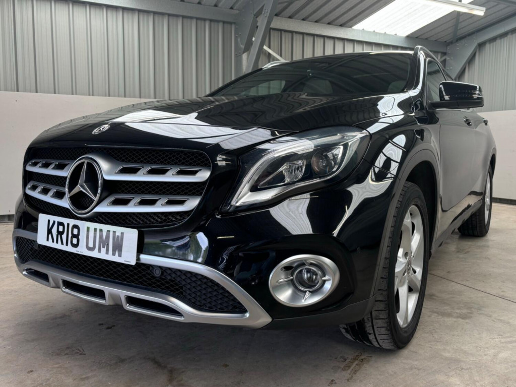 MERCEDES-BENZ GLA CLASS