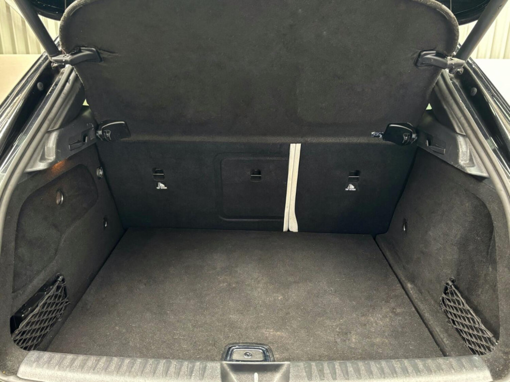 MERCEDES-BENZ GLA CLASS