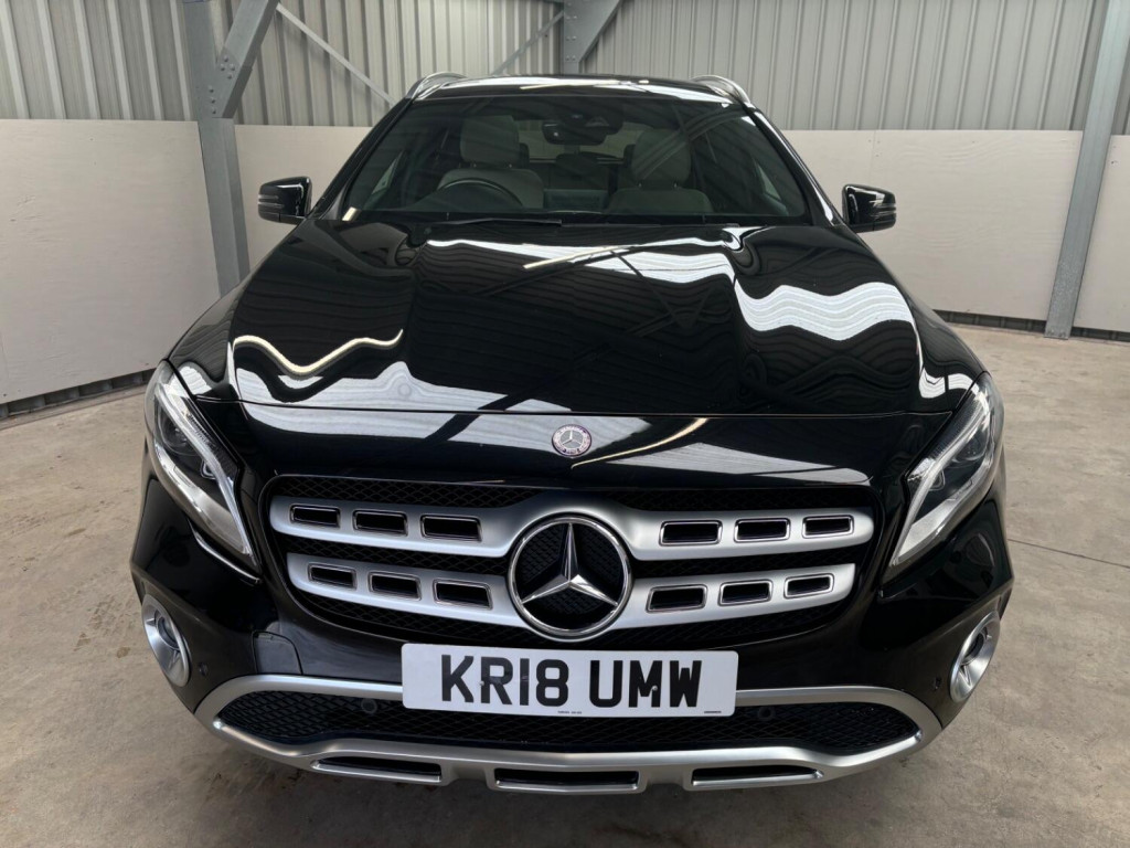 MERCEDES-BENZ GLA CLASS