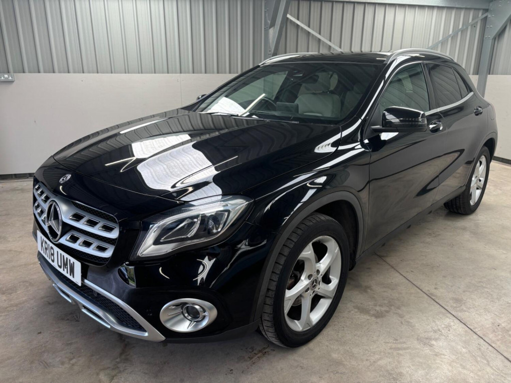 MERCEDES-BENZ GLA CLASS