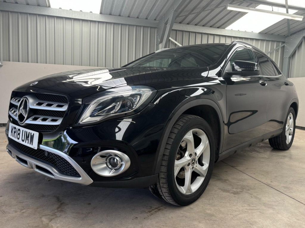 MERCEDES-BENZ GLA CLASS