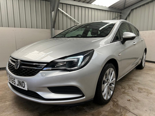 VAUXHALL ASTRA