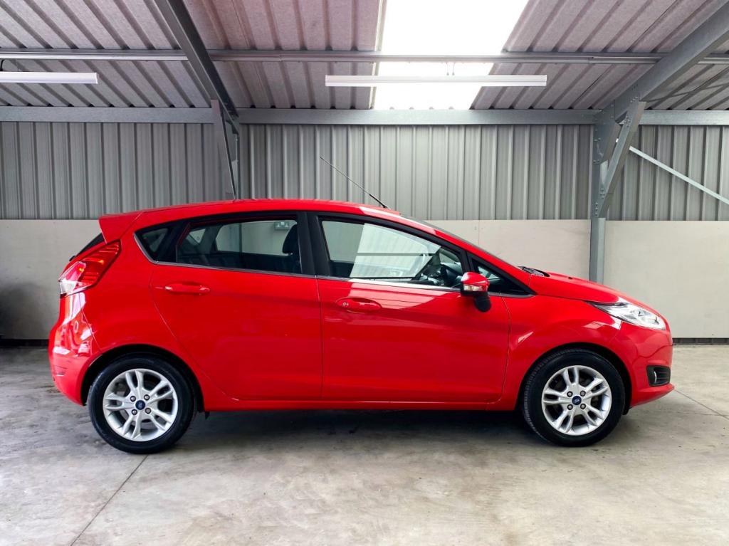 FORD FIESTA