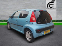 PEUGEOT 107