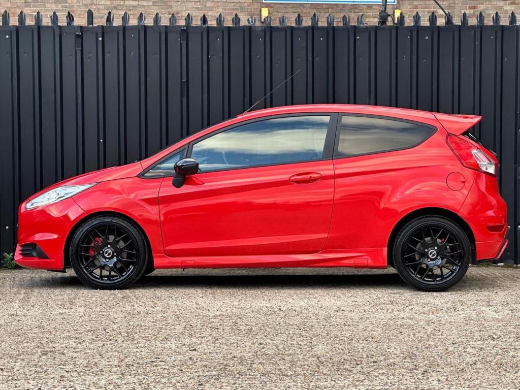 FORD FIESTA