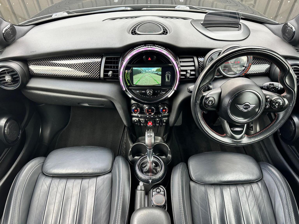 View MINI HATCH 2.0 John Cooper Works Auto Euro 6 (s/s) 3dr