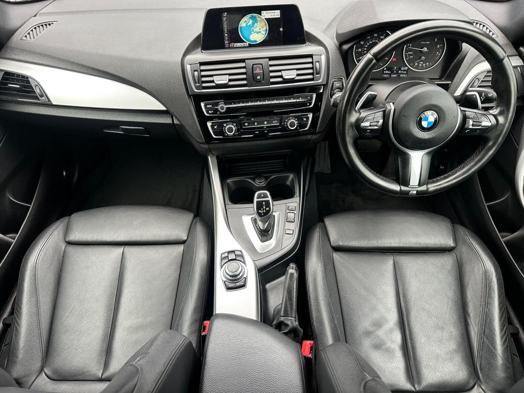View BMW 2 SERIES 2.0 220i M Sport Auto Euro 6 (s/s) 2dr