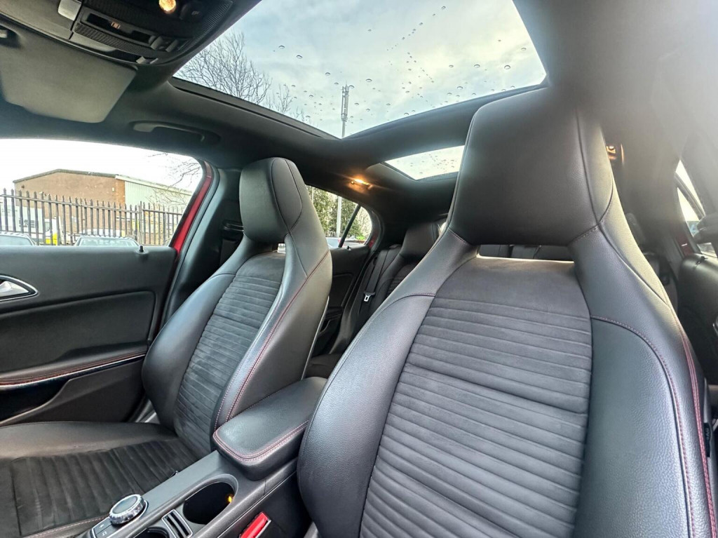 View MERCEDES-BENZ GLA CLASS 1.6 GLA200 AMG Line Euro 6 (s/s) 5dr