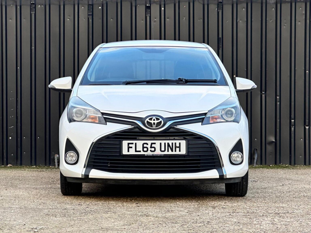 View TOYOTA YARIS 1.33 Dual VVT-i Icon Euro 5 5dr Euro 5