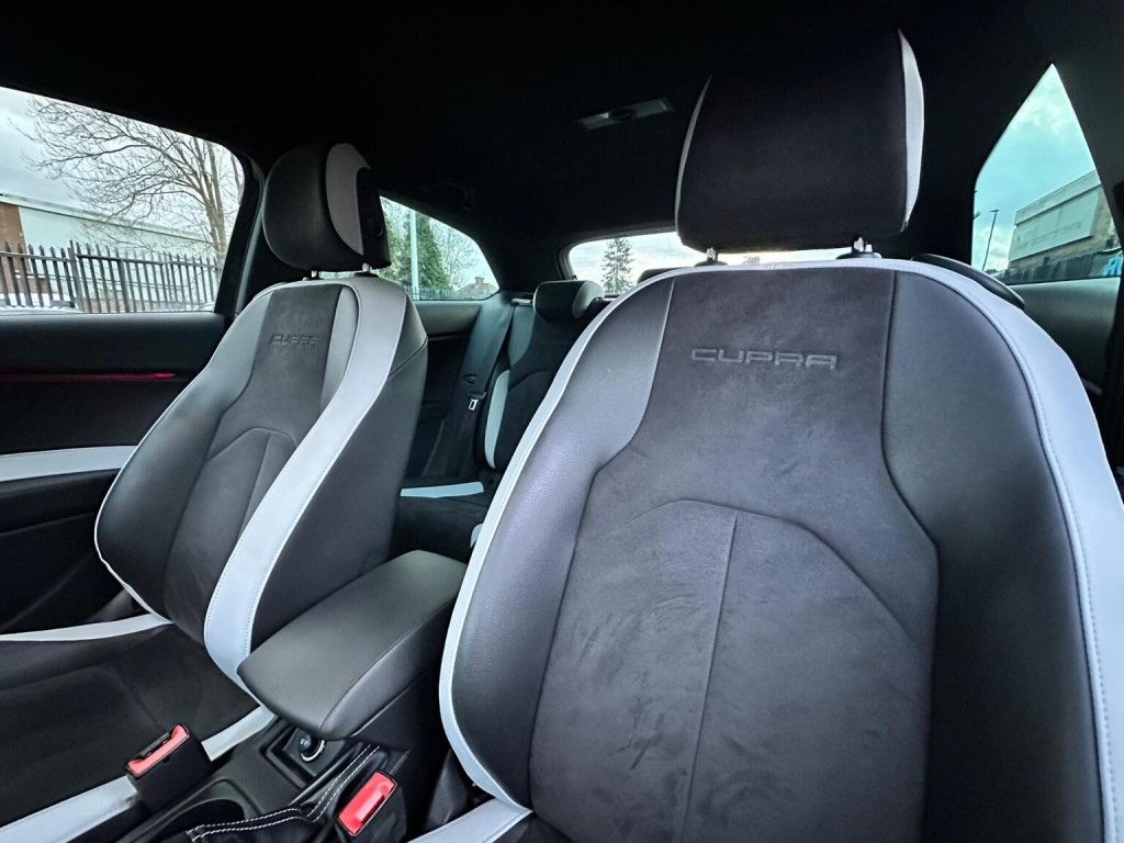 View SEAT LEON 2.0 TSI Cupra 290 Sport Coupe Euro 6 (s/s) 3dr