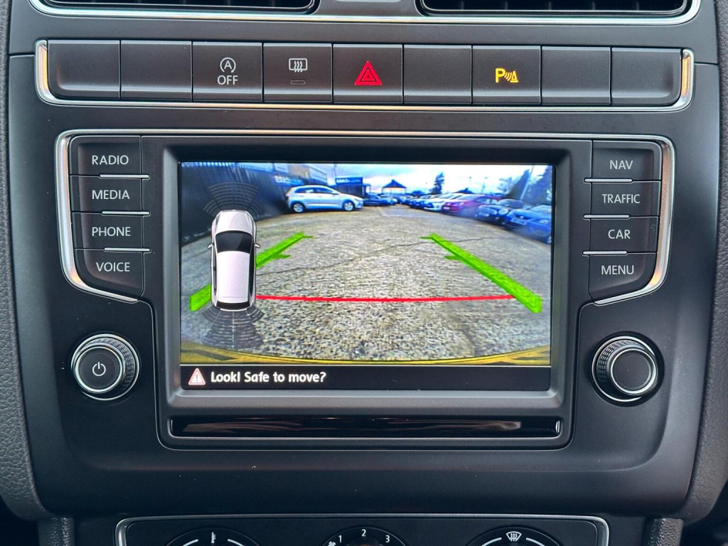 View VOLKSWAGEN POLO 1.0 BlueMotion Tech SE Euro 6 (s/s) 3dr