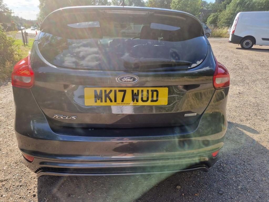 FORD FOCUS