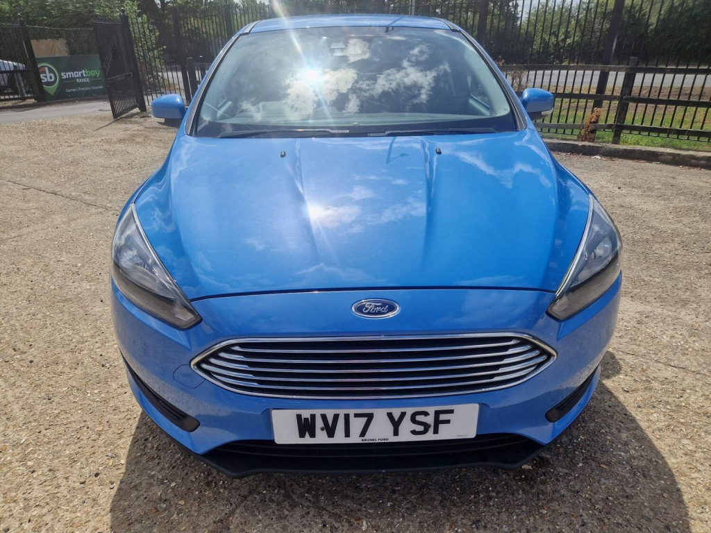 View FORD FOCUS 1.0T EcoBoost Titanium Euro 6 (s/s) 5dr