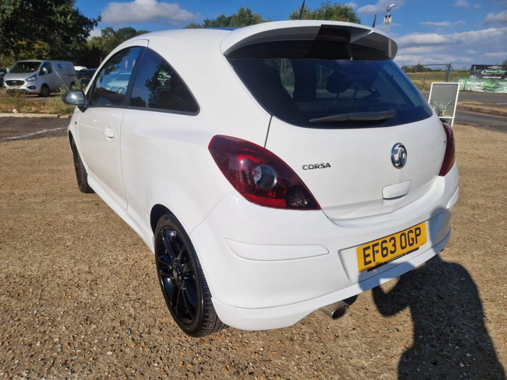 VAUXHALL CORSA
