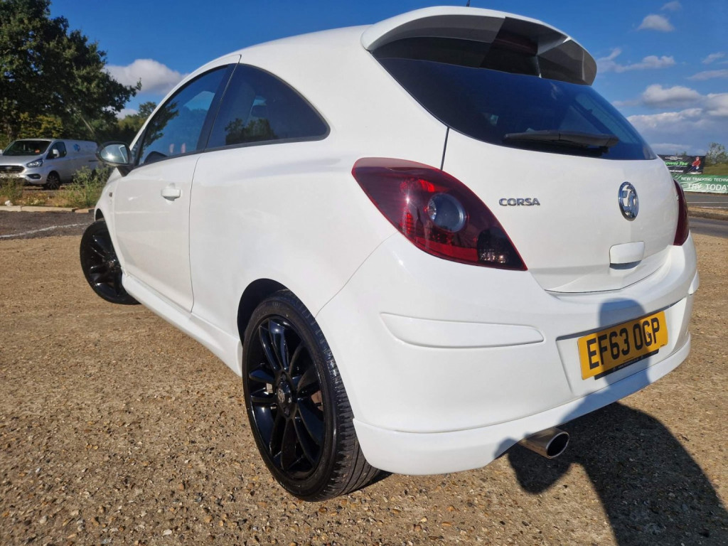 VAUXHALL CORSA