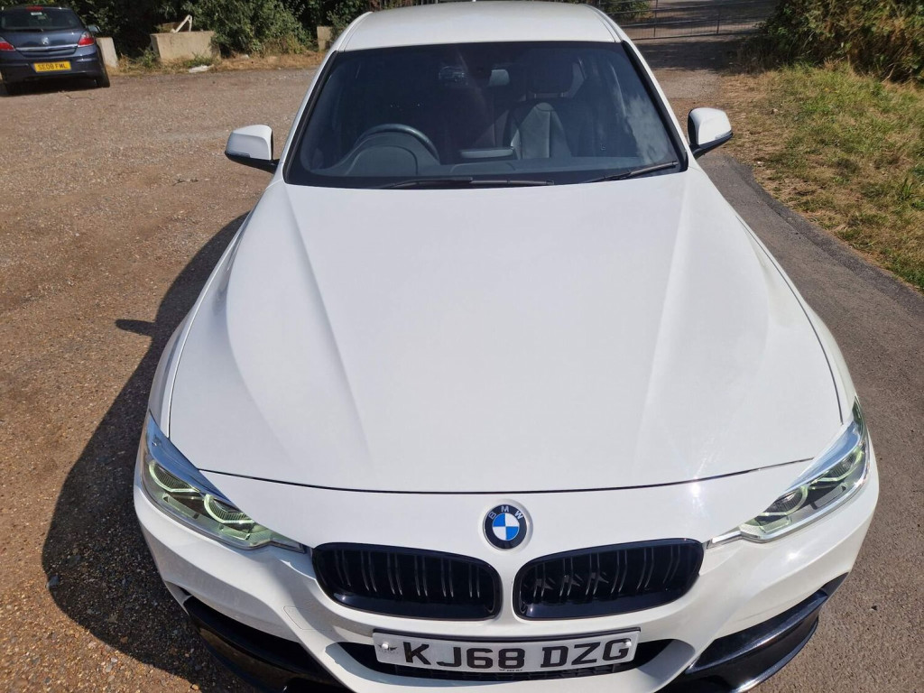 View BMW 3 SERIES 2.0 320i M Sport Auto Euro 6 (s/s) 4dr