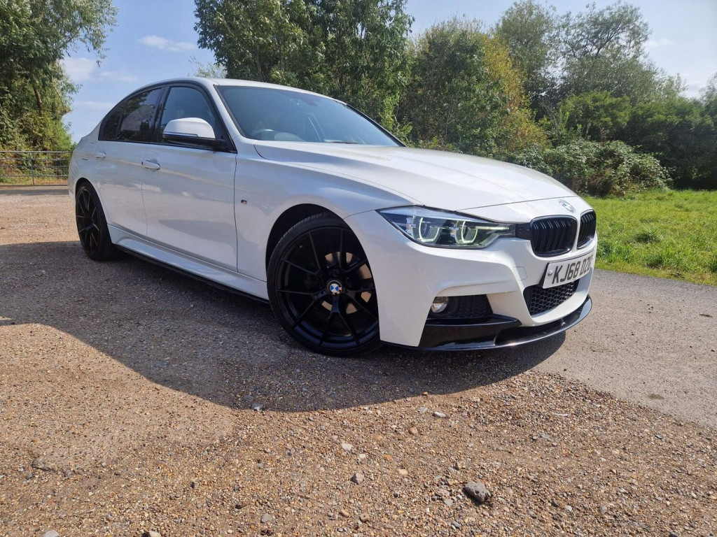 View BMW 3 SERIES 2.0 320i M Sport Auto Euro 6 (s/s) 4dr