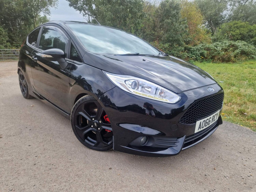 View FORD FIESTA 1.6T EcoBoost ST-3 Euro 6 3dr