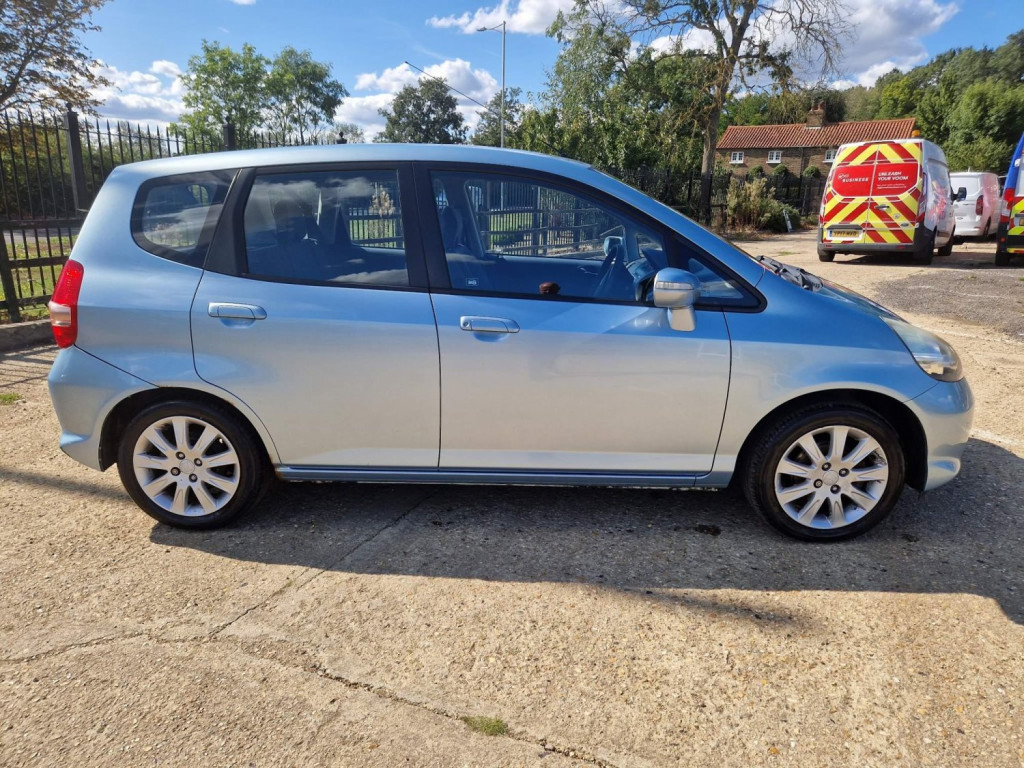 View HONDA JAZZ 1.4 i-DSI SE 5dr