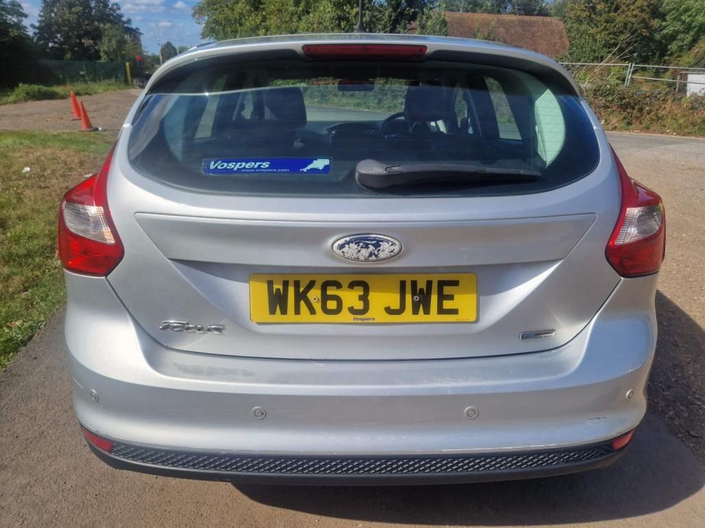 FORD FOCUS