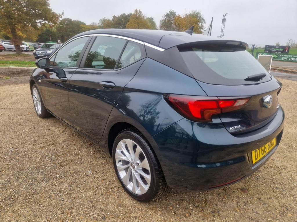 VAUXHALL ASTRA