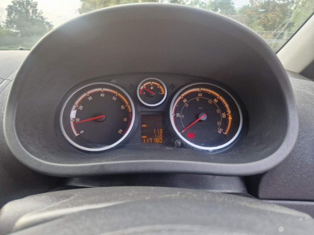 VAUXHALL CORSA