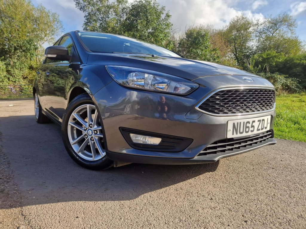 View FORD FOCUS 1.0T EcoBoost Zetec Euro 6 (s/s) 5dr