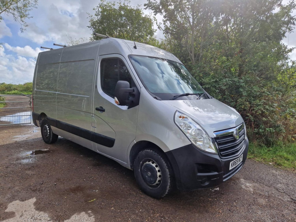 View VAUXHALL MOVANO 2.3 CDTi 3500 FWD L2 H2 Euro 6 5dr