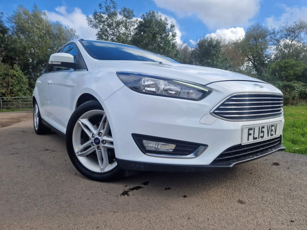 View FORD FOCUS 1.0T EcoBoost Titanium Euro 6 (s/s) 5dr