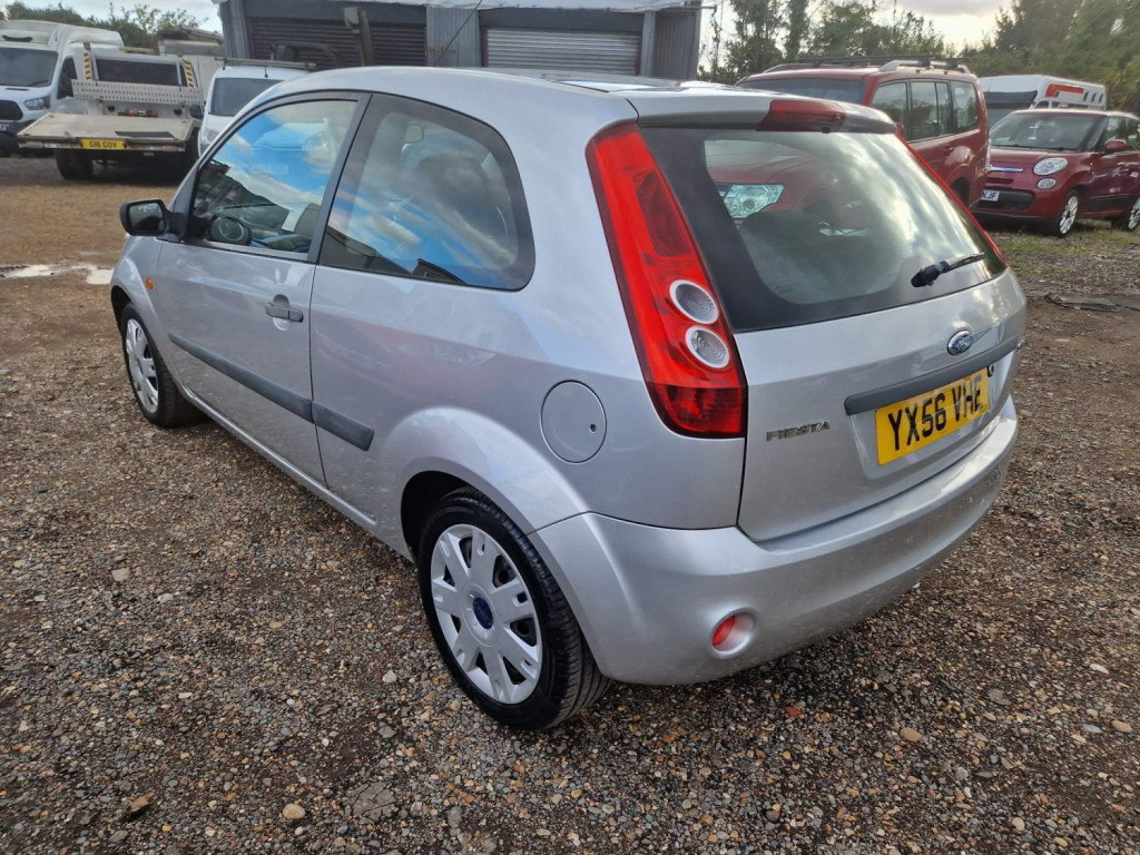 FORD FIESTA