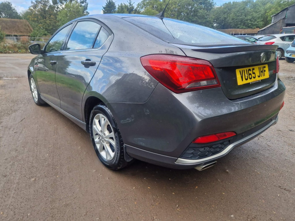View MG MG6 1.9 DTi Tech TS Euro 5 (s/s) 5dr