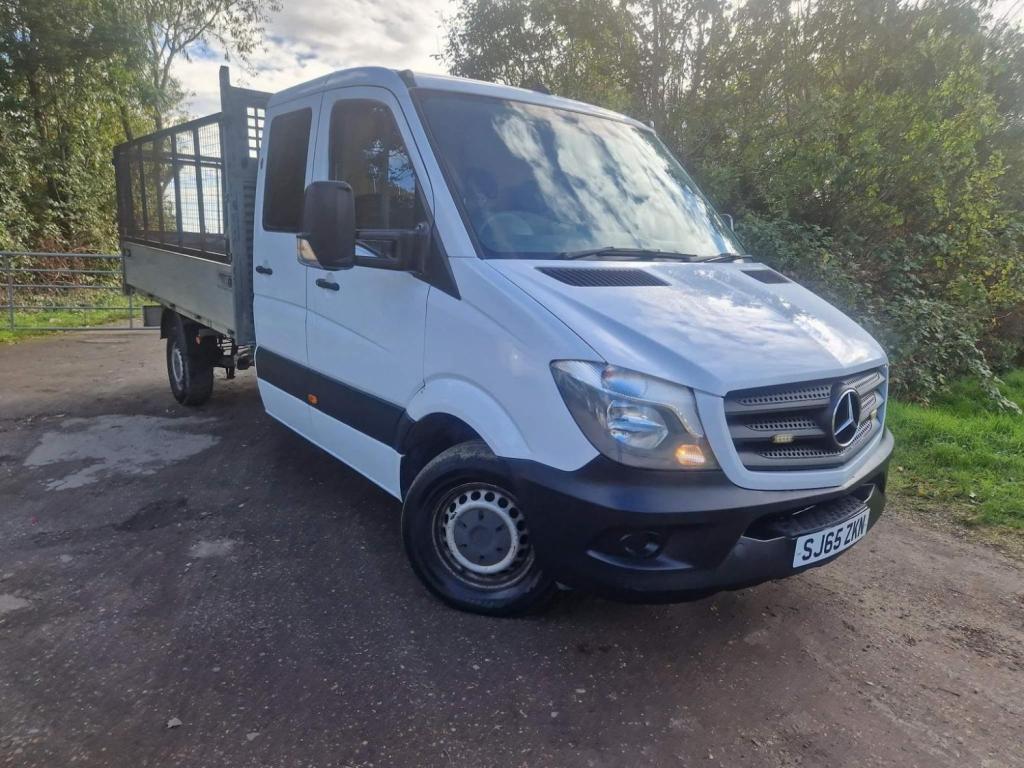 View MERCEDES-BENZ SPRINTER 2.1 313 CDI RWD L2 2dr