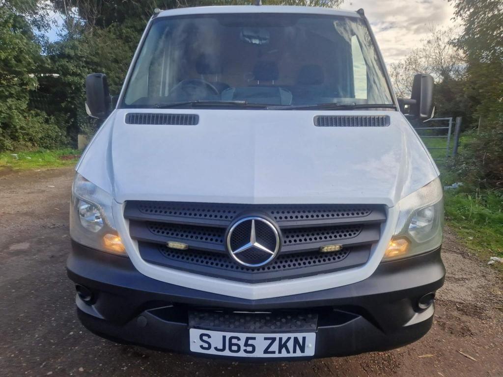 View MERCEDES-BENZ SPRINTER 2.1 313 CDI RWD L2 2dr