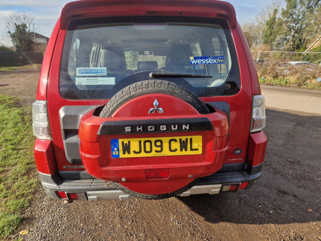 MITSUBISHI SHOGUN