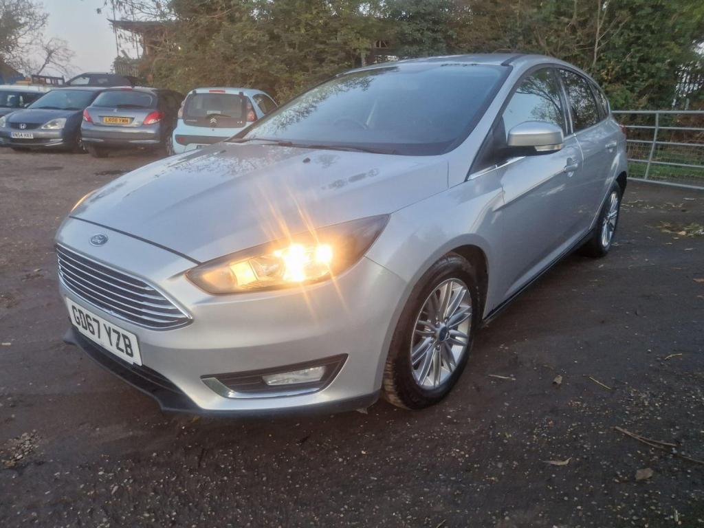 View FORD FOCUS 1.0T EcoBoost Zetec Edition Auto Euro 6 (s/s) 5dr