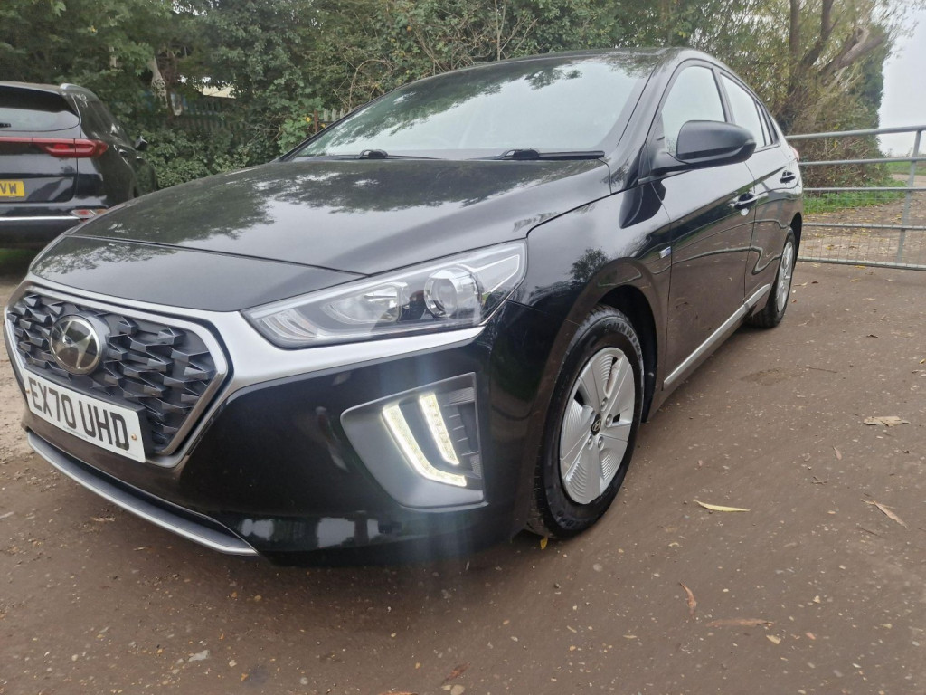 HYUNDAI IONIQ