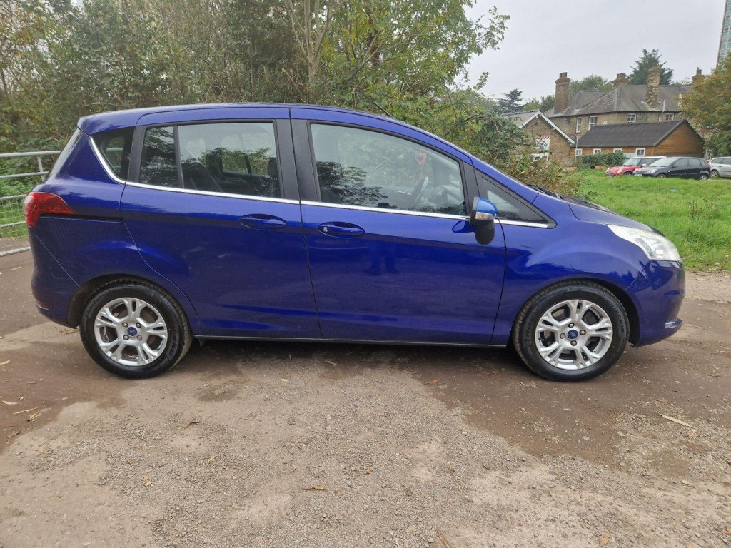 FORD B-MAX