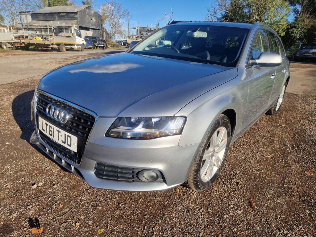 AUDI A4 AVANT