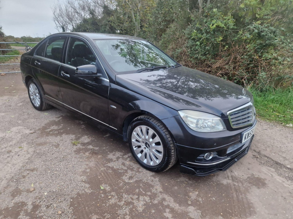 View MERCEDES-BENZ C CLASS 1.8 C180 BlueEfficiency Elegance Auto Euro 5 4dr