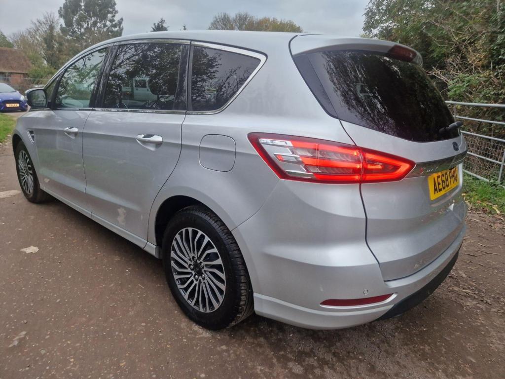 FORD S-MAX