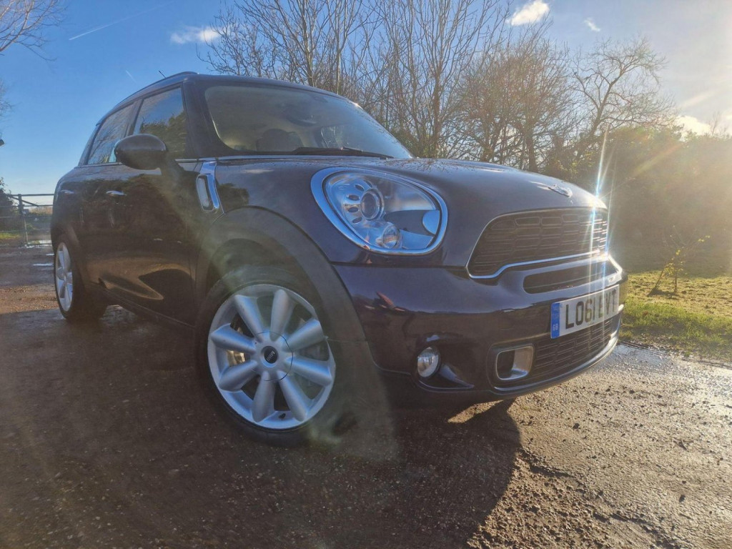 MINI COUNTRYMAN